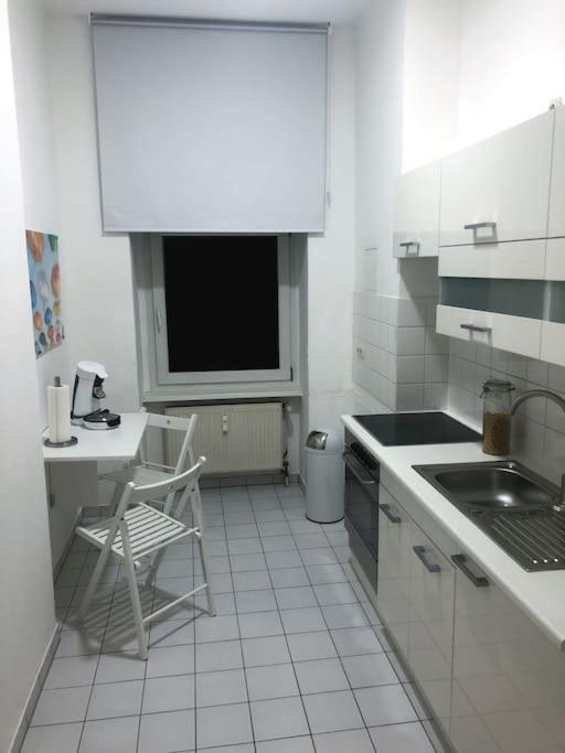 750 Sft Lovely In Mitte Apartamento Berlín